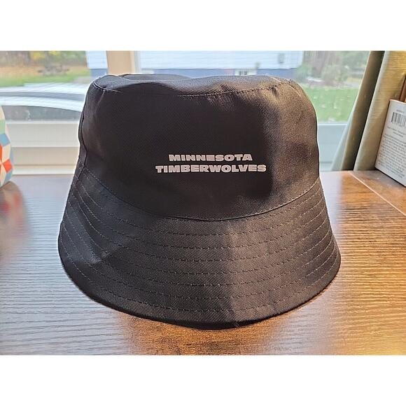 Minnesota Timberwolves Reversible Bucket Hat - Black/White - Unisex - SGA - Picture 3 of 5